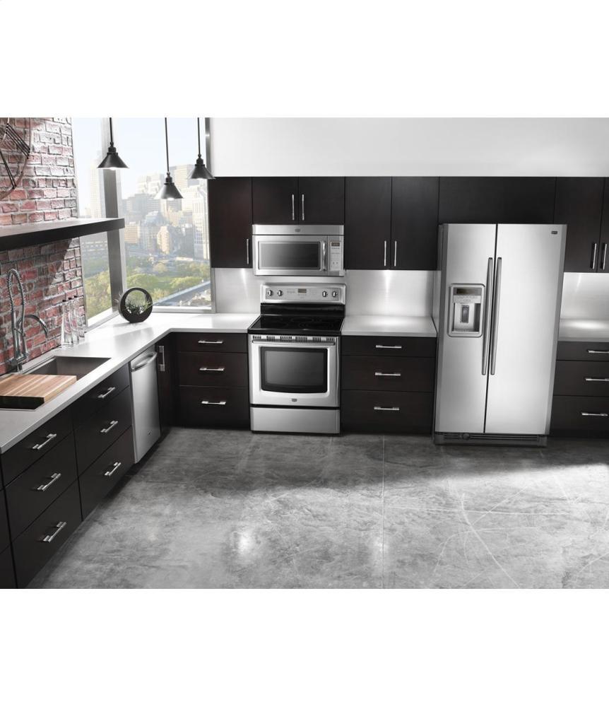 Jetclean® Plus Dishwasher with SteamClean