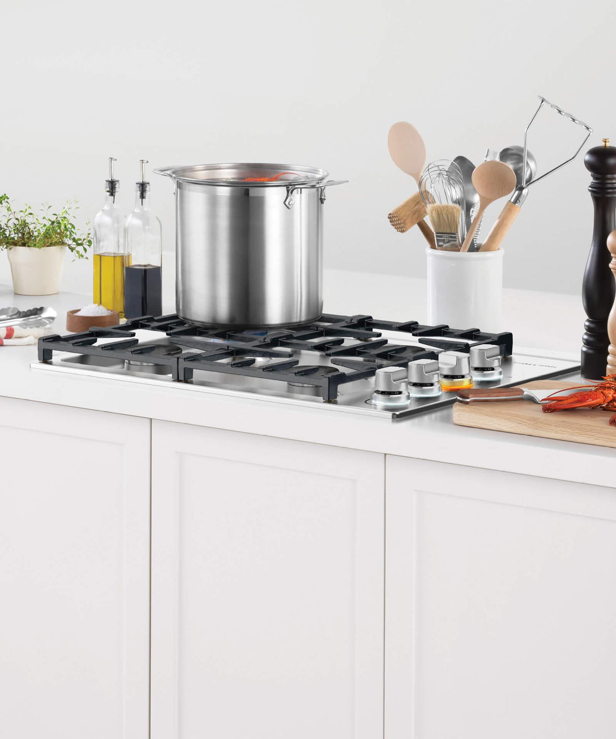 30" Series 7 4 Burner Gas Cooktop
