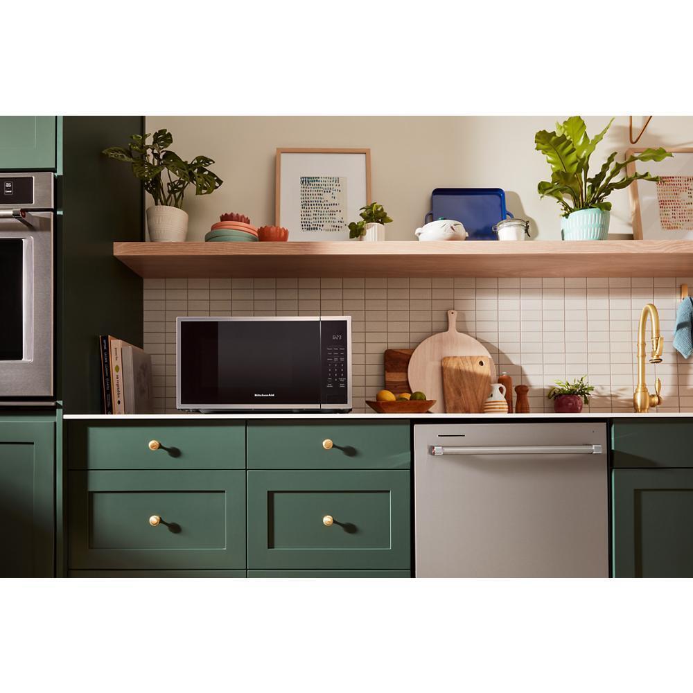 1.6 Cu. Ft. Countertop Microwave