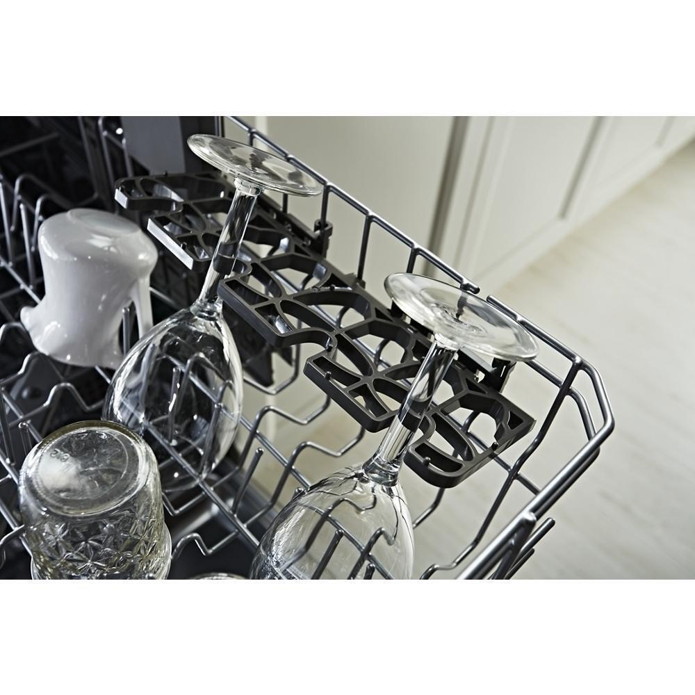 46 DBA Dishwasher with ProWash™ Cycle and PrintShield™ Finish, Front Control