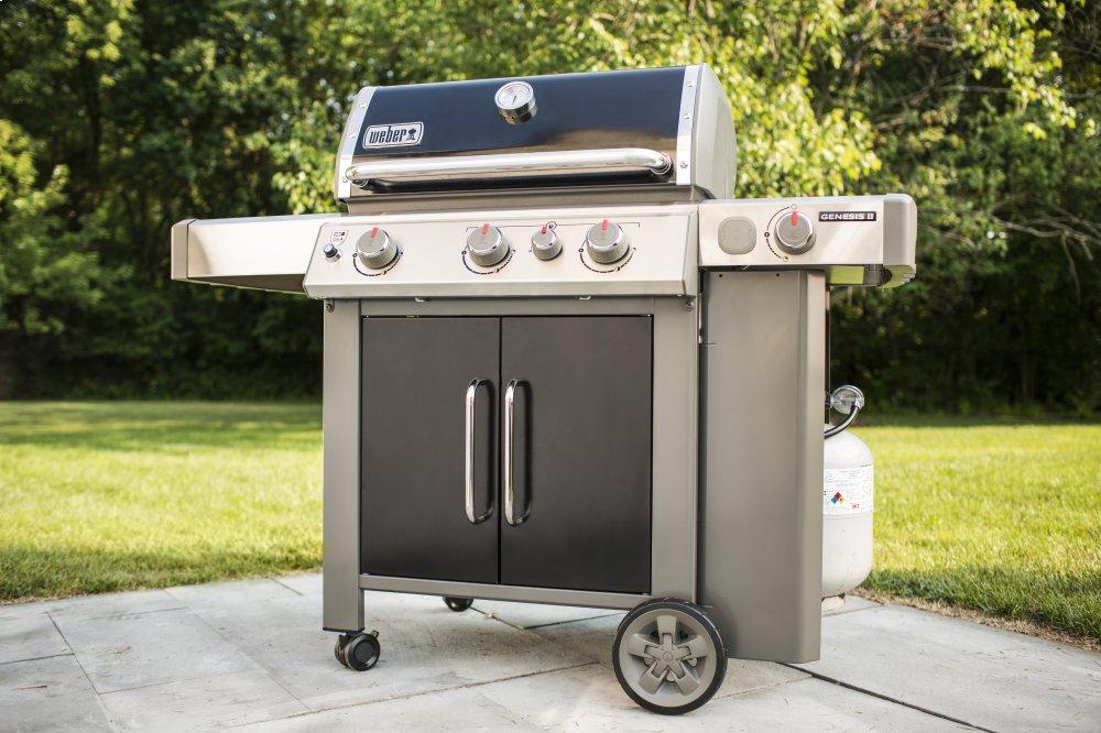 GENESIS II E-335 Gas Grill Black LP