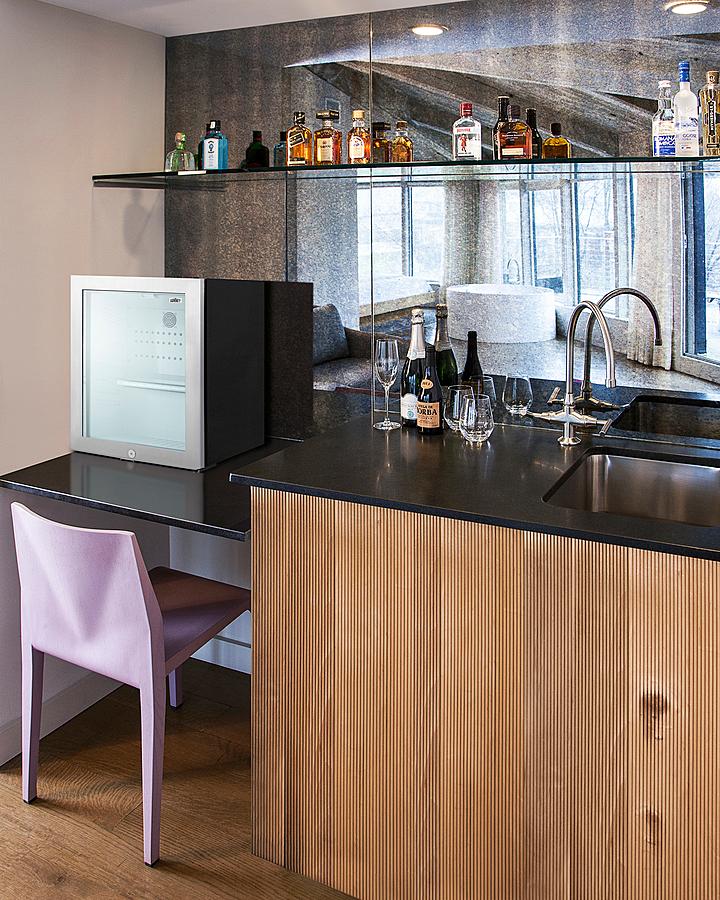 16" Wide Compact Minibar