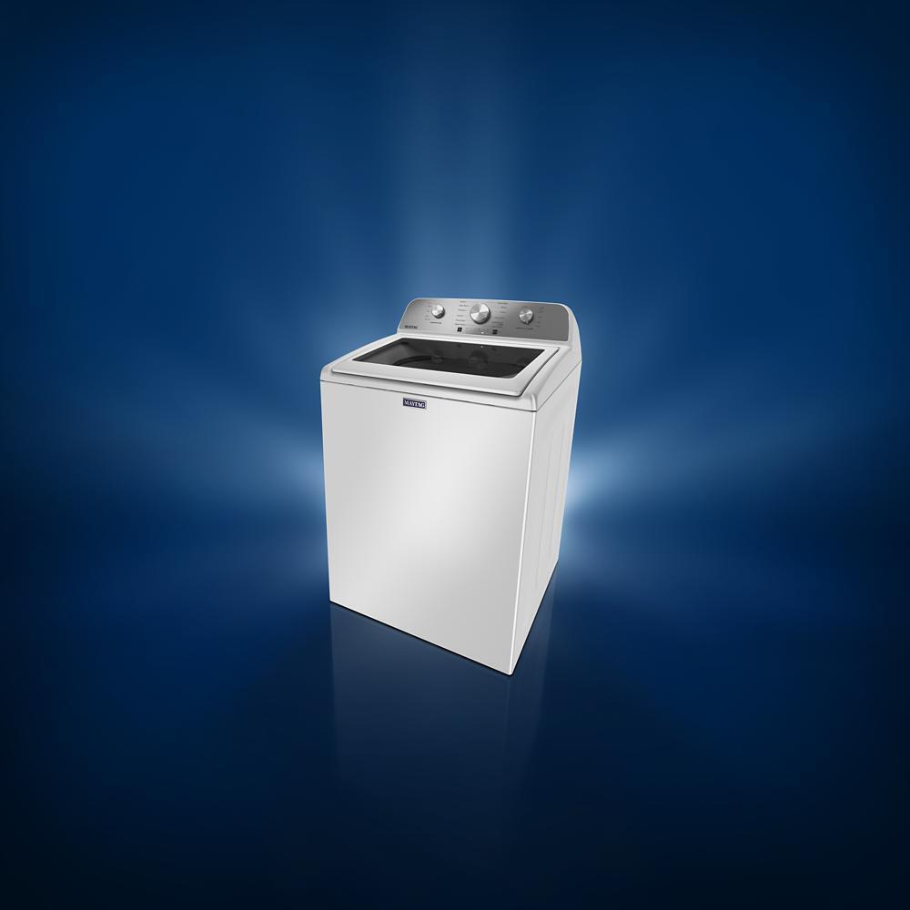 This 4.7 Cu. Ft. capacity top load washer from Maytag delivers the stain-fighting power that s built to handle tough loads.