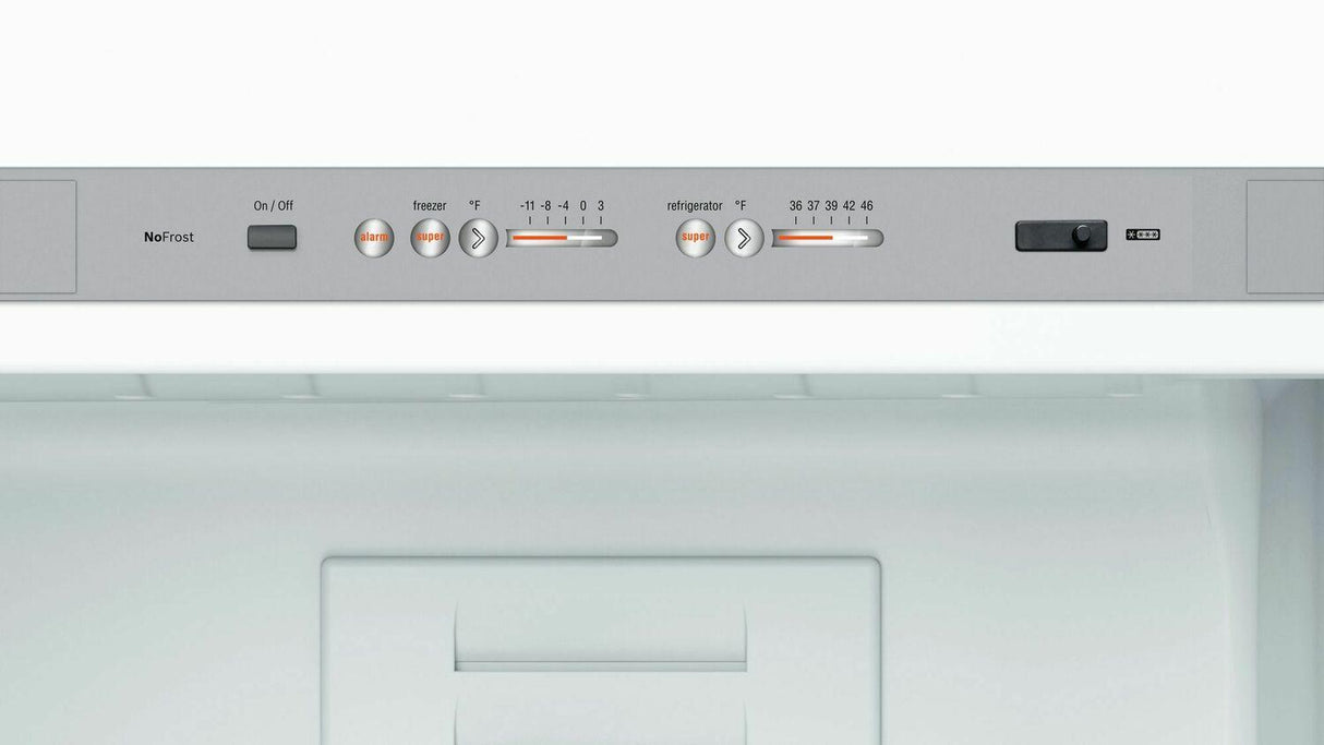 800 Series, Free-standing fridge-freezer-White Glass Door