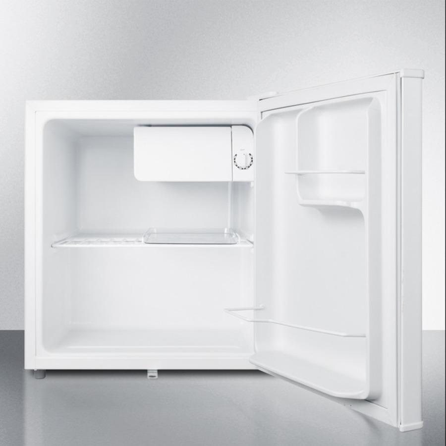 Compact Refrigerator-freezer