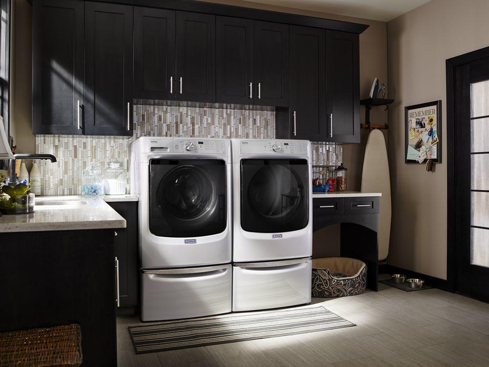 Front Load Washer with Fresh Hold® Option and PowerWash® System - 4.5 cu. ft.