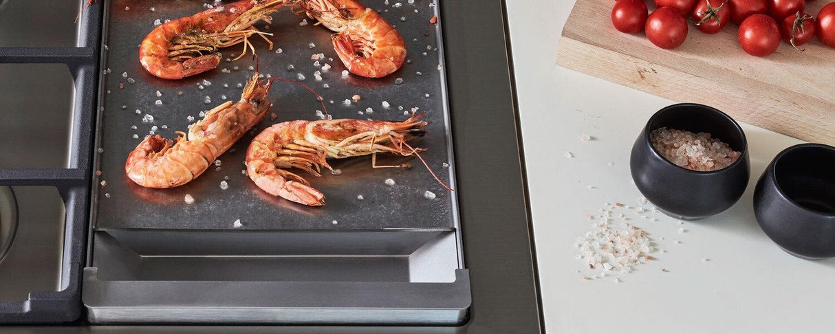 48 inch All Gas Range, 6 Burner and Griddle - Gold Accents Bianco Matt