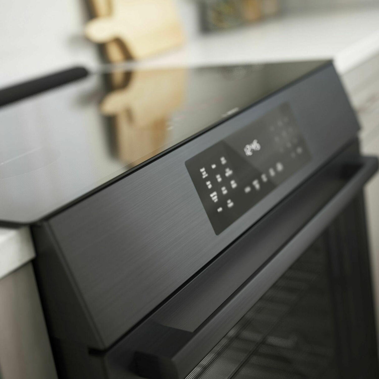 800 Series Induction Slide-in Range 30'' Black Stainless Steel HII8046U
