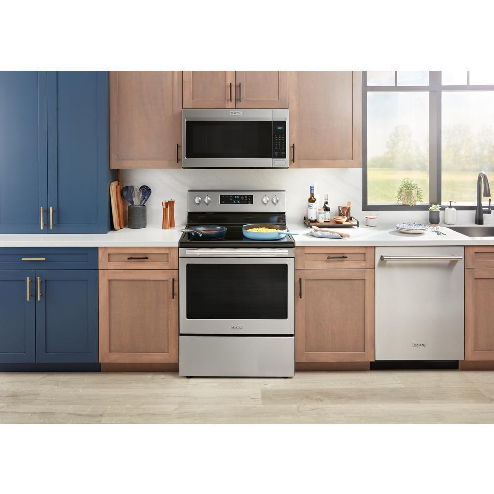 30-inch Wide Electric Range with Steam Clean - 5.3 cu. ft.