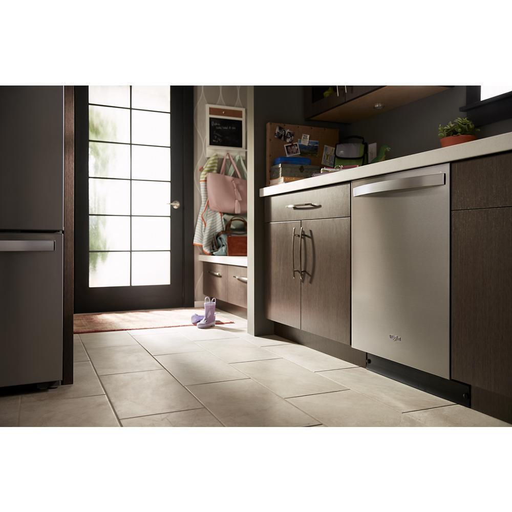 Dishwasher with Fan Dry