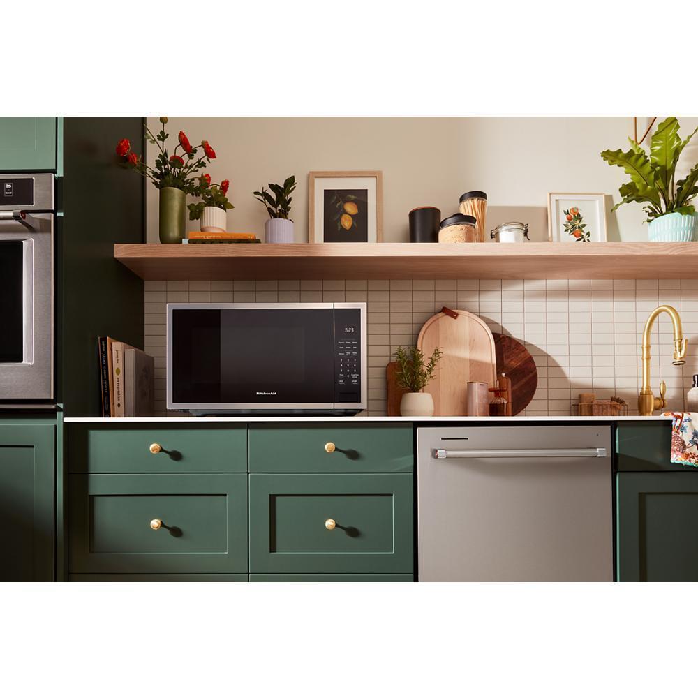 1.6 Cu. Ft. Countertop Microwave