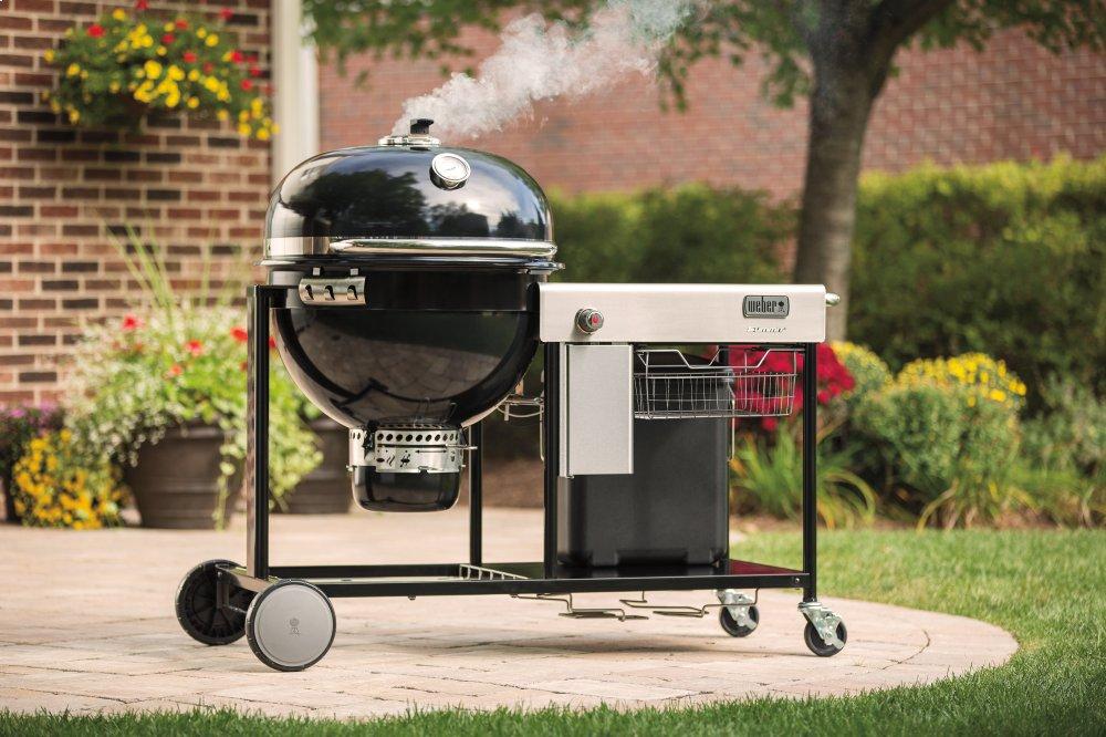 SUMMIT® CHARCOAL GRILLING CENTER - 24 INCH BLACK
