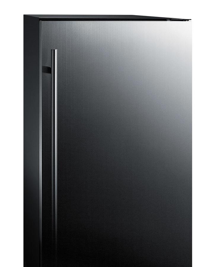 Built-in 32 Lb. Clear Icemaker
