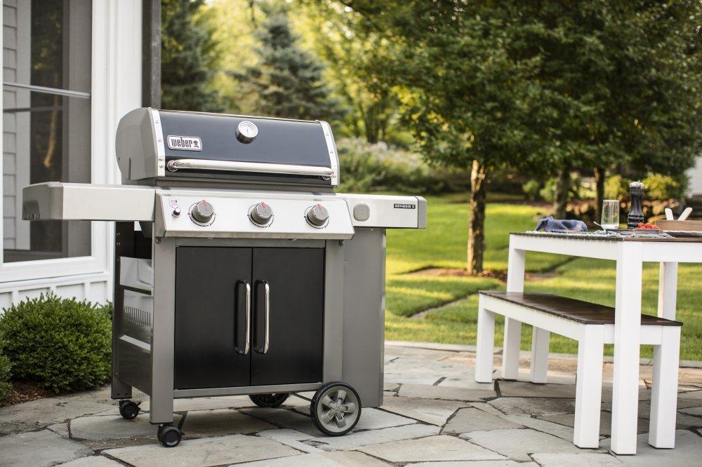 GENESIS II E-315 Gas Grill Black LP
