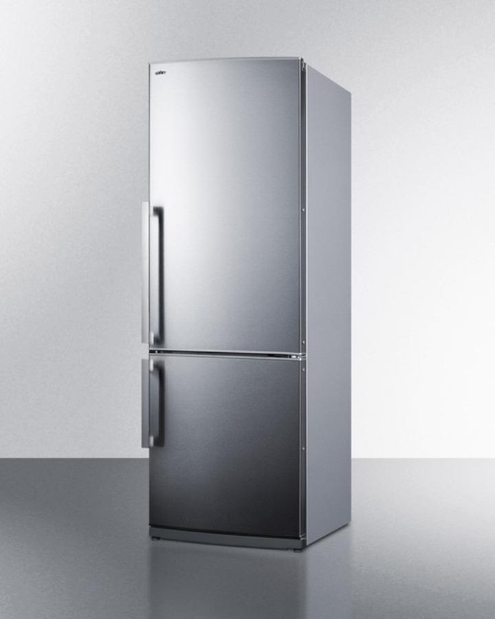 28" Wide Bottom Freezer Refrigerator