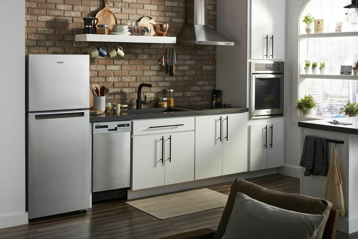 3.1 Cu. Ft. Single Wall Oven with High-Heat Self-Cleaning System - Stainless Steel