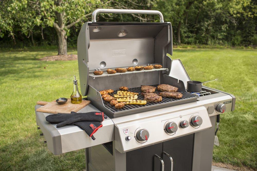 GENESIS II E-335 Gas Grill Black LP