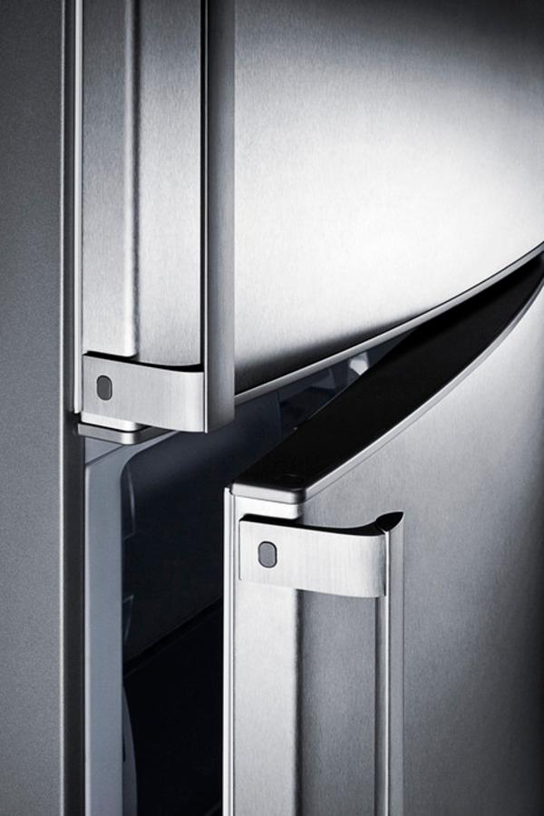 24" Wide Bottom Freezer Refrigerator