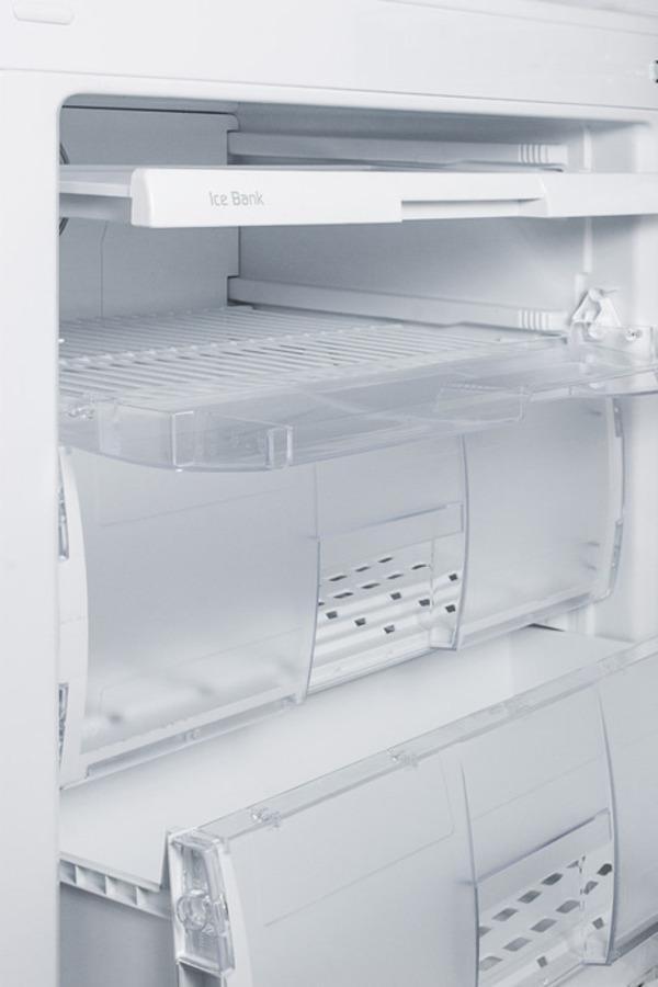28" Wide Bottom Freezer Refrigerator
