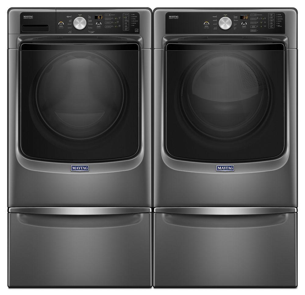 Large Capacity Gas Dryer with Sanitize Cycle and PowerDry System - 7.4 cu. ft.