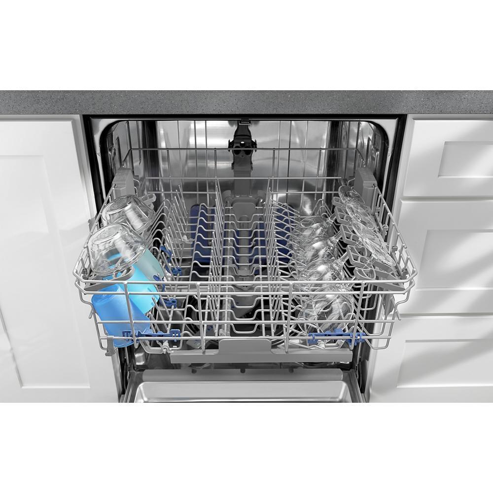 Dishwasher with Silverware Spray