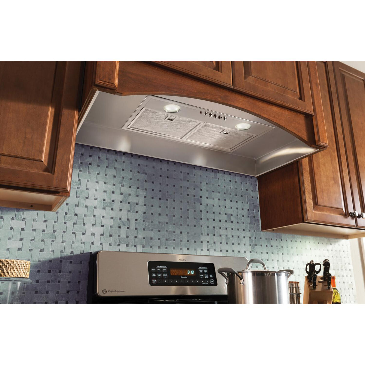 **DISCONTINUED** Broan® Elite 20.5-Inch Custom Range Hood Power Pack, 550 Max Blower CFM, Stainless Steel