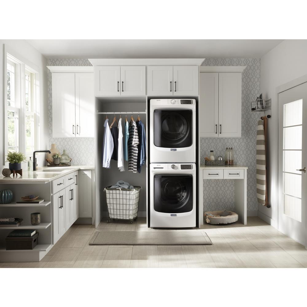 Front Load Washer with Extra Power and 16-Hr Fresh Hold® option - 4.8 cu. ft.