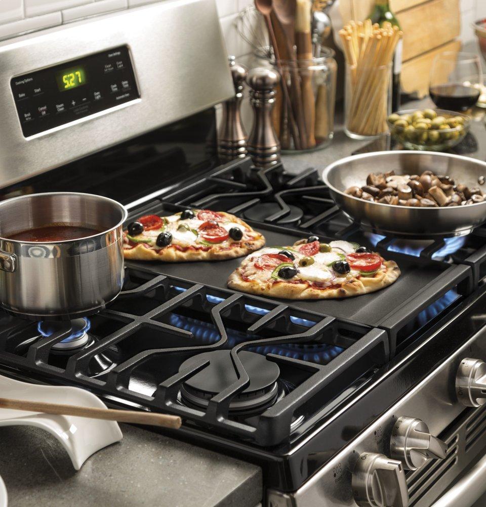 GE® 30" Free-Standing Gas Convection Range