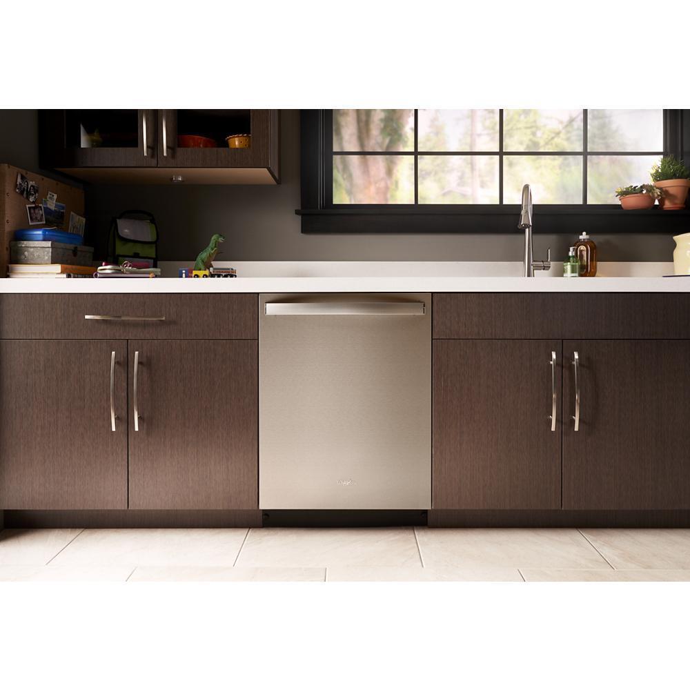 Dishwasher with Fan Dry