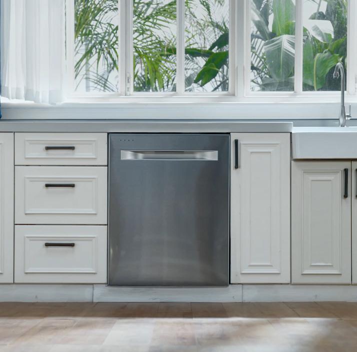 Midea 24" Top Control Smart Dishwasher with Extended Dry