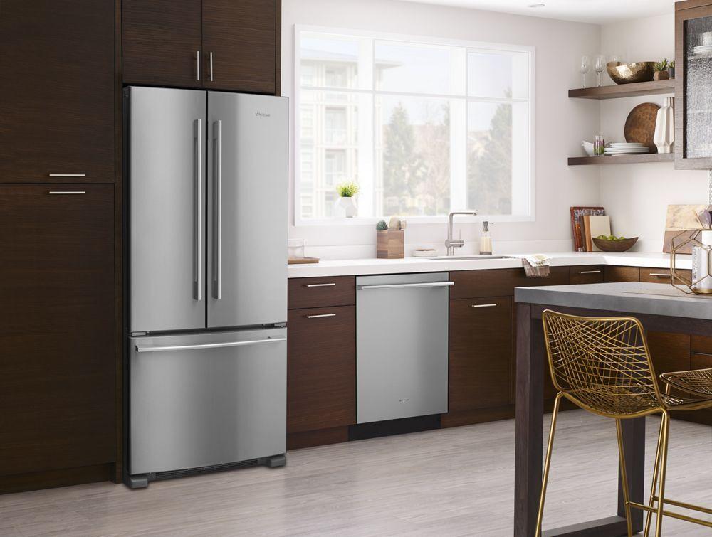 33-inch Wide French Door Refrigerator - 22 cu. ft.
