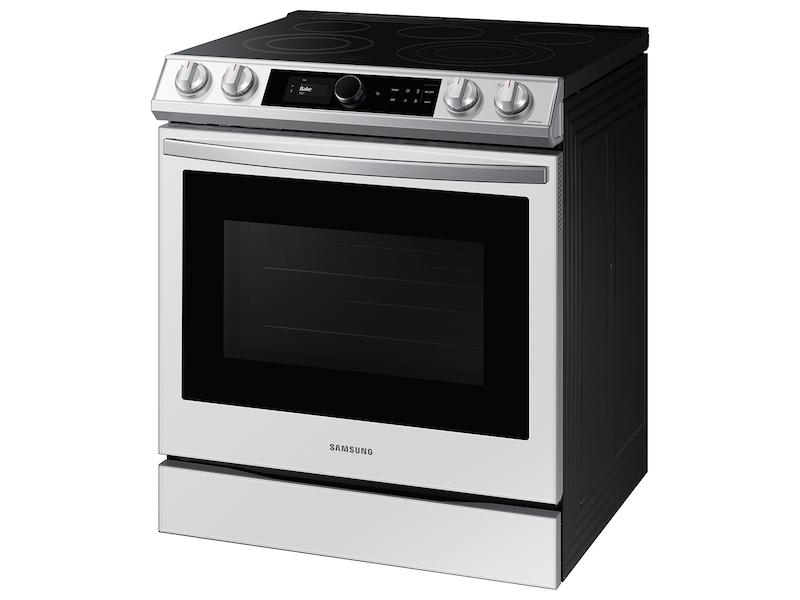 Bespoke Smart Slide-in Electric Range 6.3 cu. ft. with Smart Dial & Air Fry in White Glass
