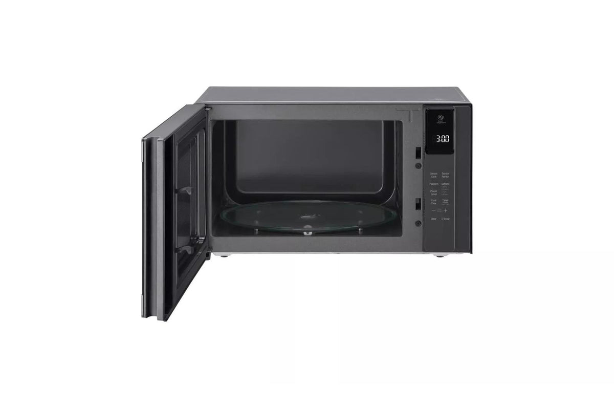 1.5 cu. ft. NeoChef™ Countertop Microwave with Smart Inverter and EasyClean®