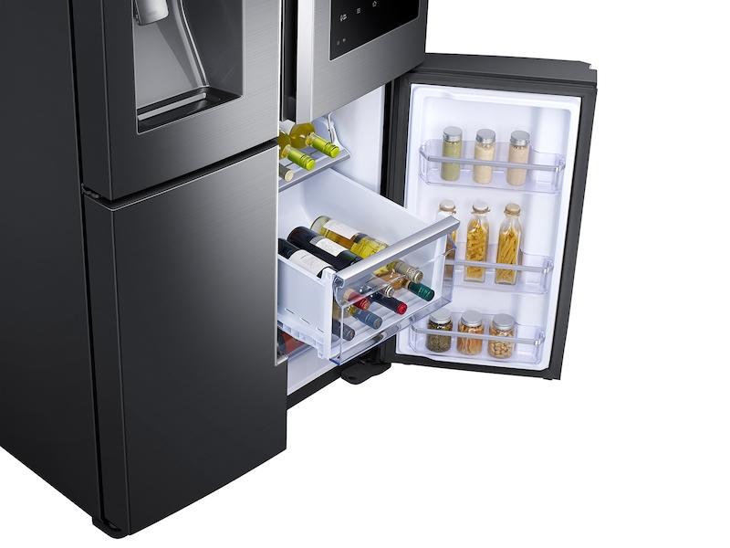 28 cu. ft. Capacity 4-Door Flex™ Refrigerator with Family Hub™ (2017)