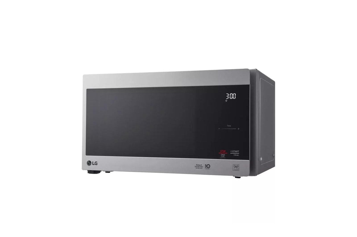 0.9 cu. ft. NeoChef™ Countertop Microwave with Smart Inverter and EasyClean®
