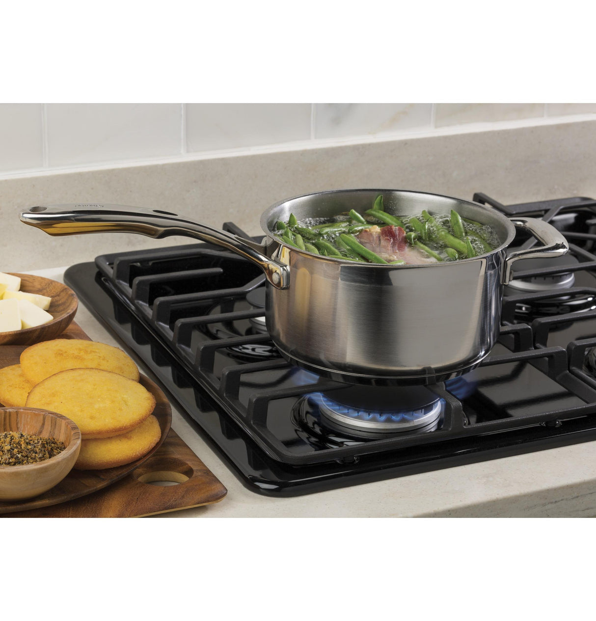 GE® 30" Built-In Gas Cooktop