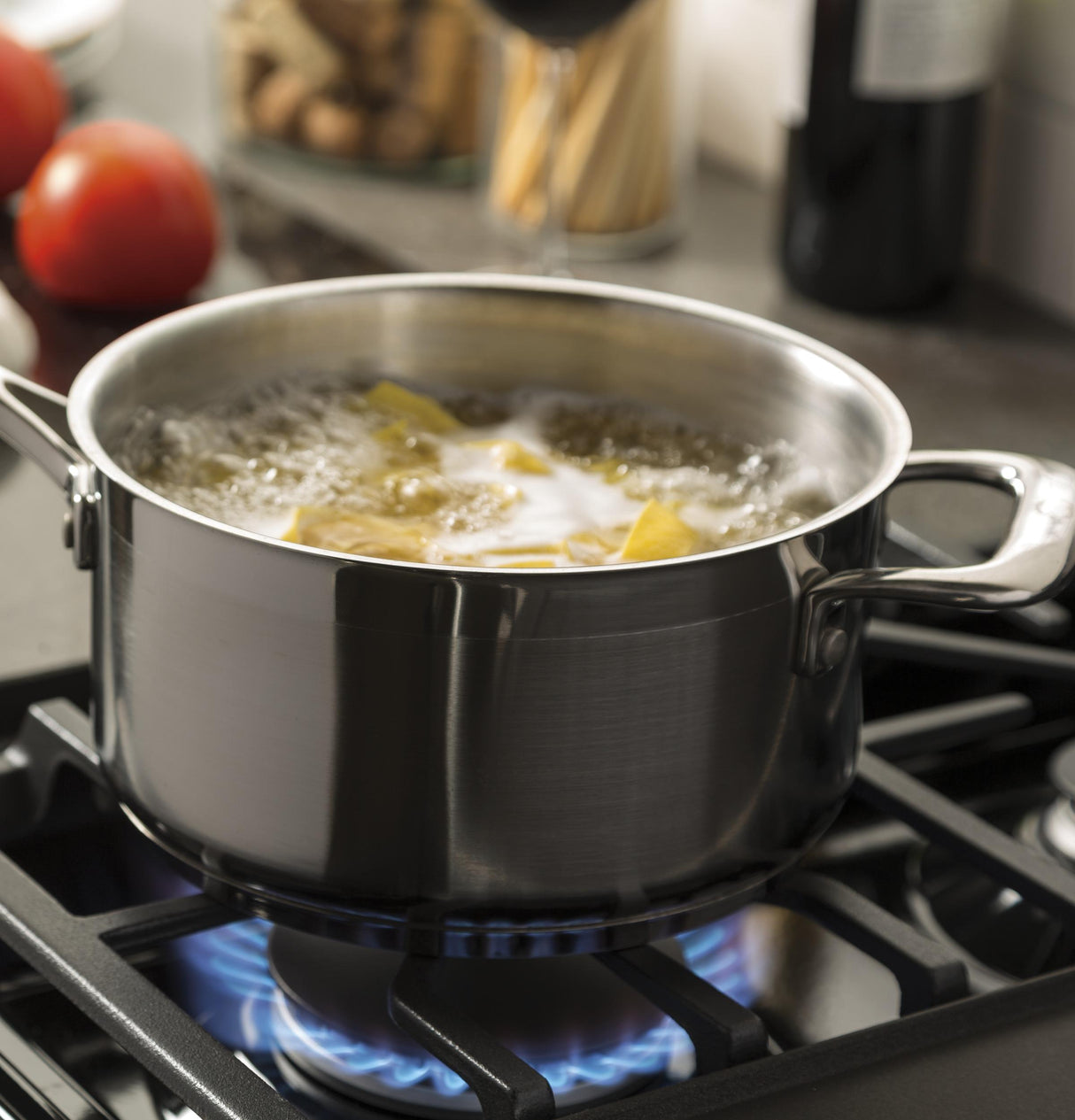 GE® 30" Free-Standing Gas Convection Range