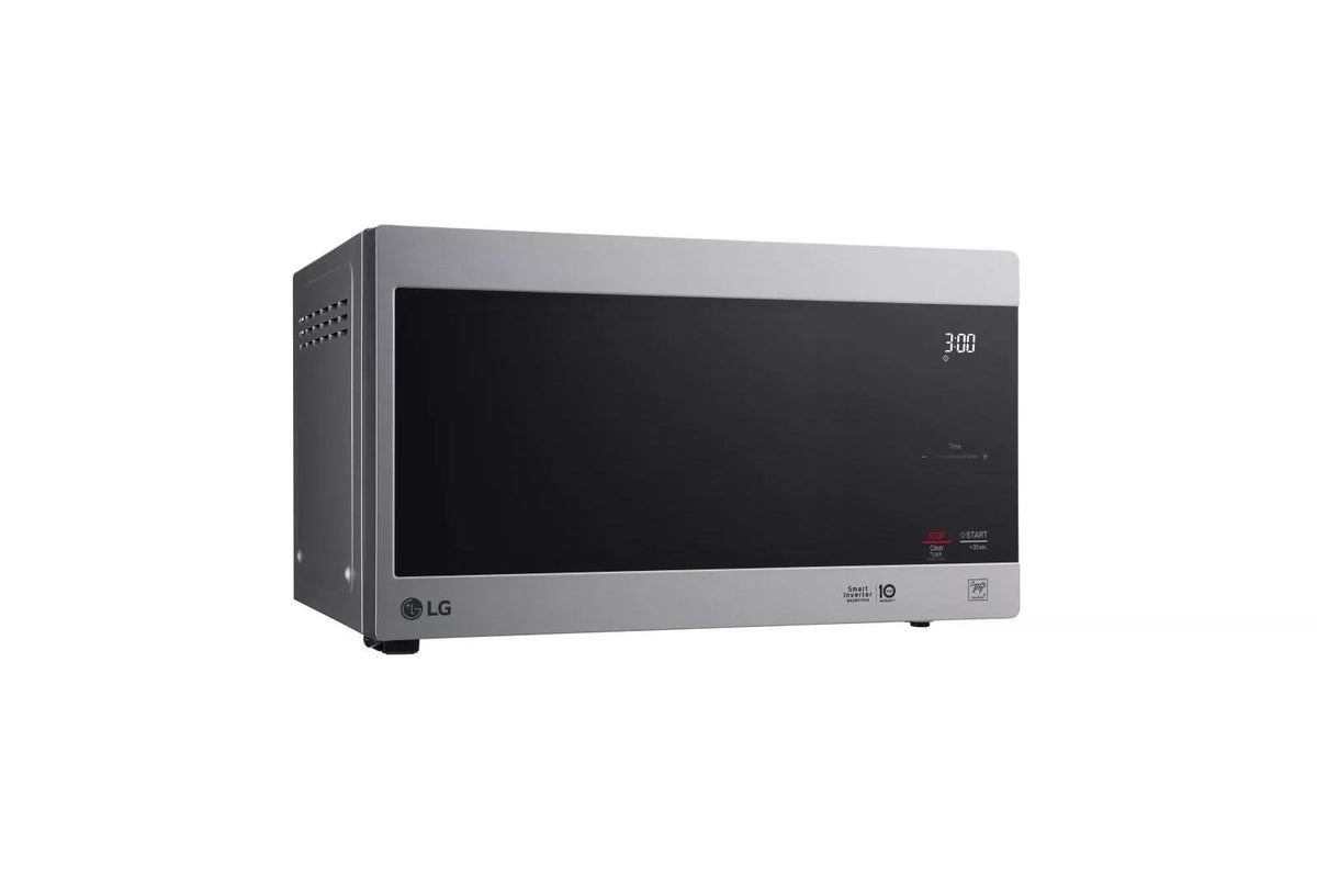 0.9 cu. ft. NeoChef™ Countertop Microwave with Smart Inverter and EasyClean®