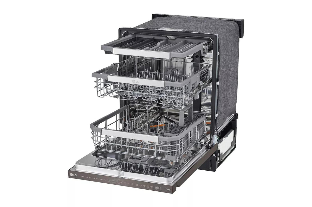 Smart Top Control Dishwasher with QuadWash® Pro, TrueSteam® and Dynamic Dry®