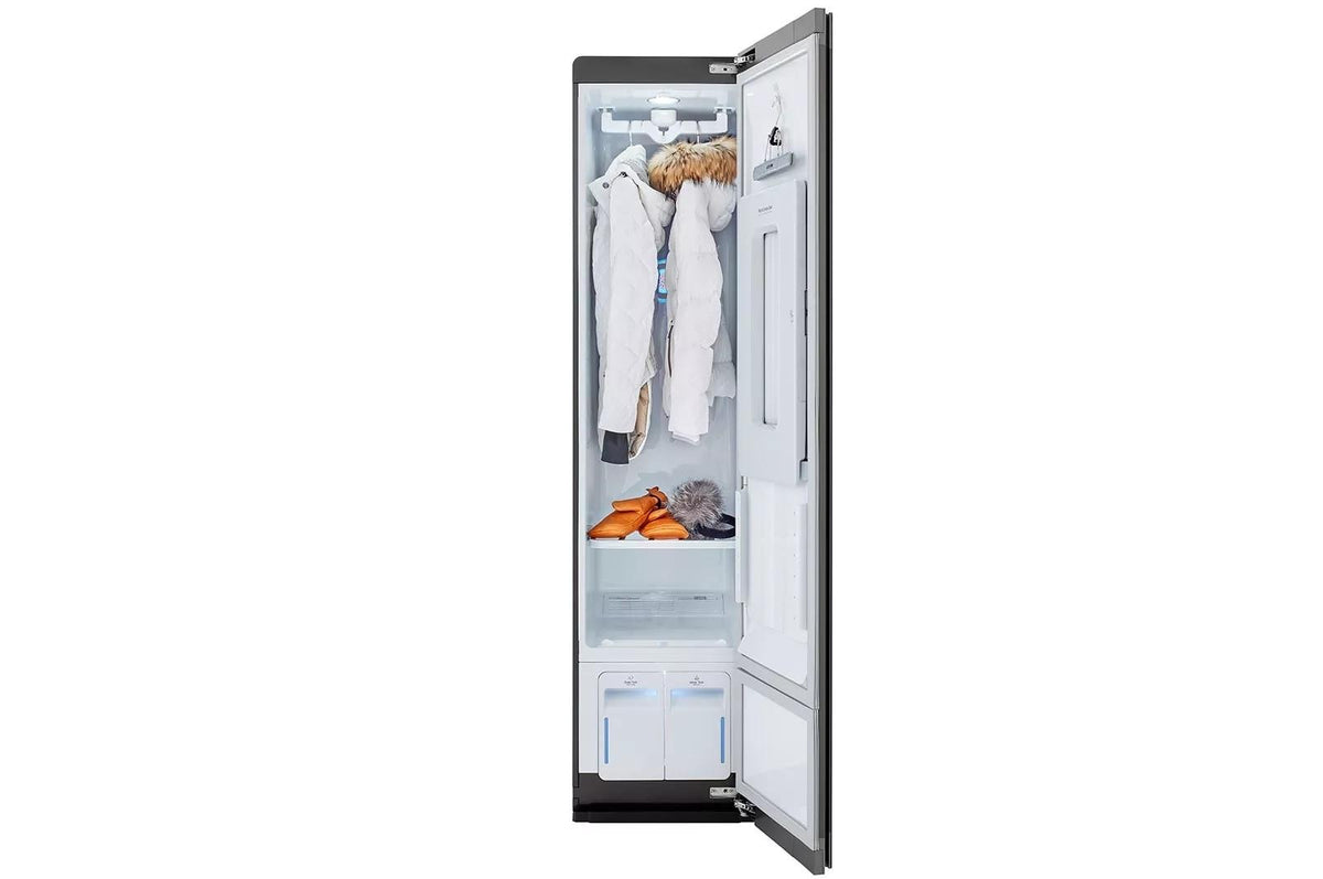 LG Styler® Smart Steam Closet with 3 Hangers - Mirror