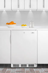Built-in undercounter refrigerator-freezer with dual evaporator and cycle defrost