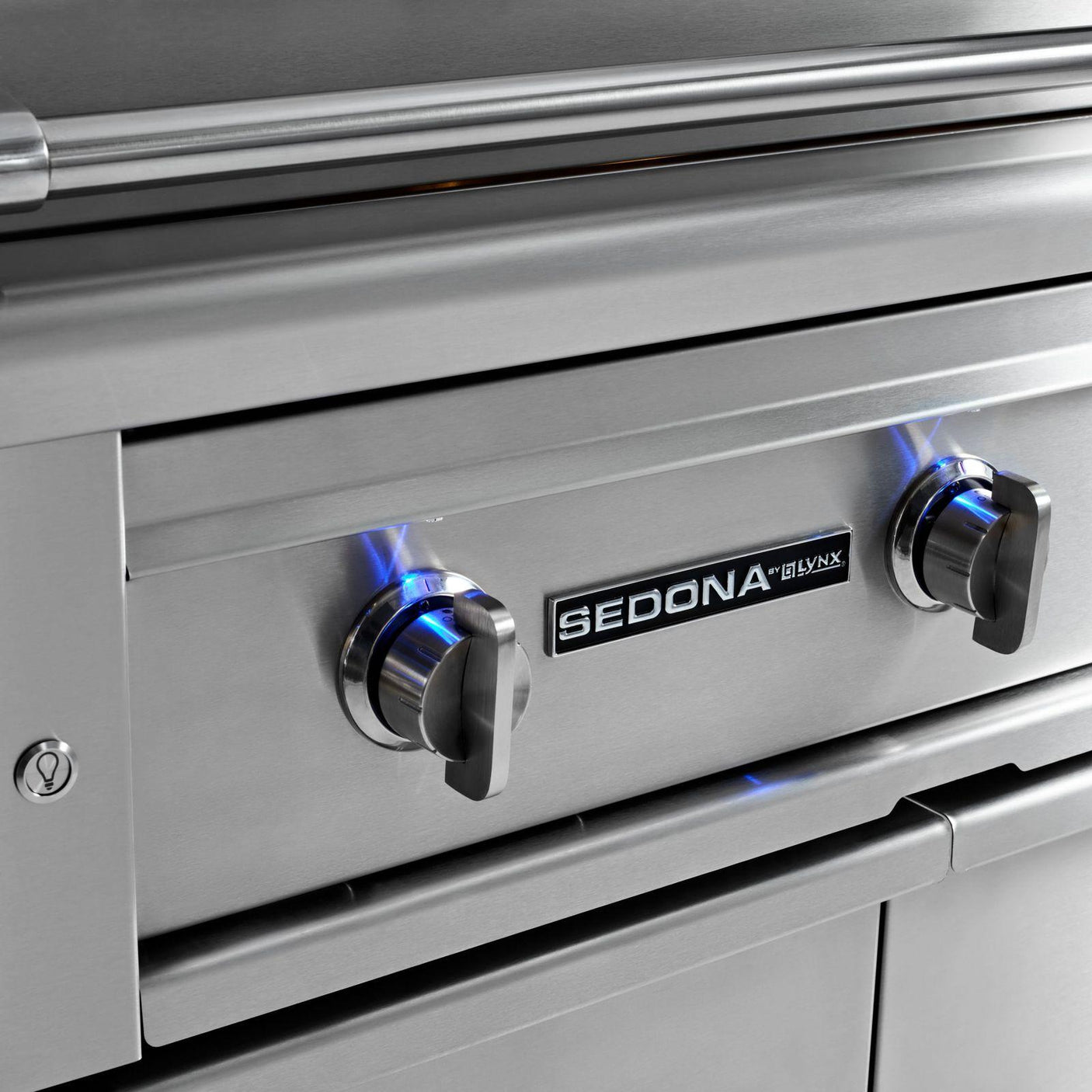 36" ADA Compliant Grill - 1 ProSear Burner & 2 Stainless Steel Burners (L601ADA)