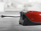 Complete C3 HomeCare+ PowerLine - SGPE0 canister vacuum cleaners with handle controls and electrobrush for the greatest demands.