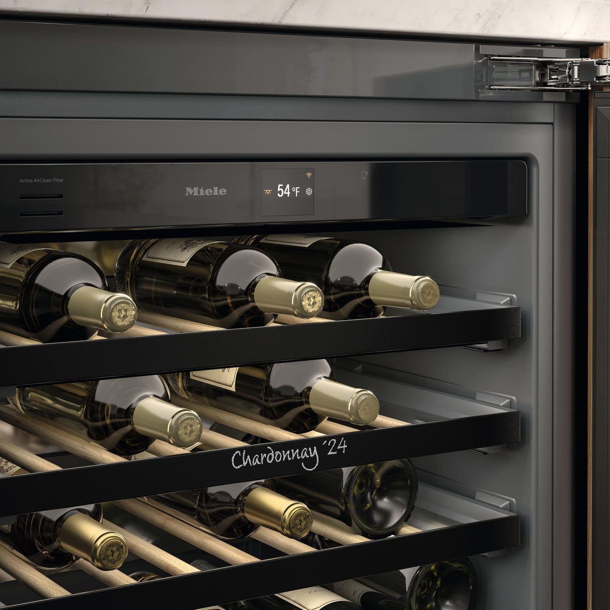 KWTUS 7172 F - Built-under wine storage unit with FlexiFrame, ActiveHumidity, and NoteBoard in a compact design.