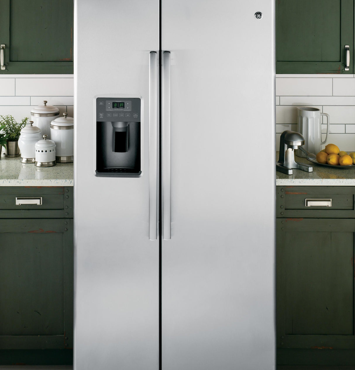 GE® ENERGY STAR® 25.3 Cu. Ft. Side-By-Side Refrigerator