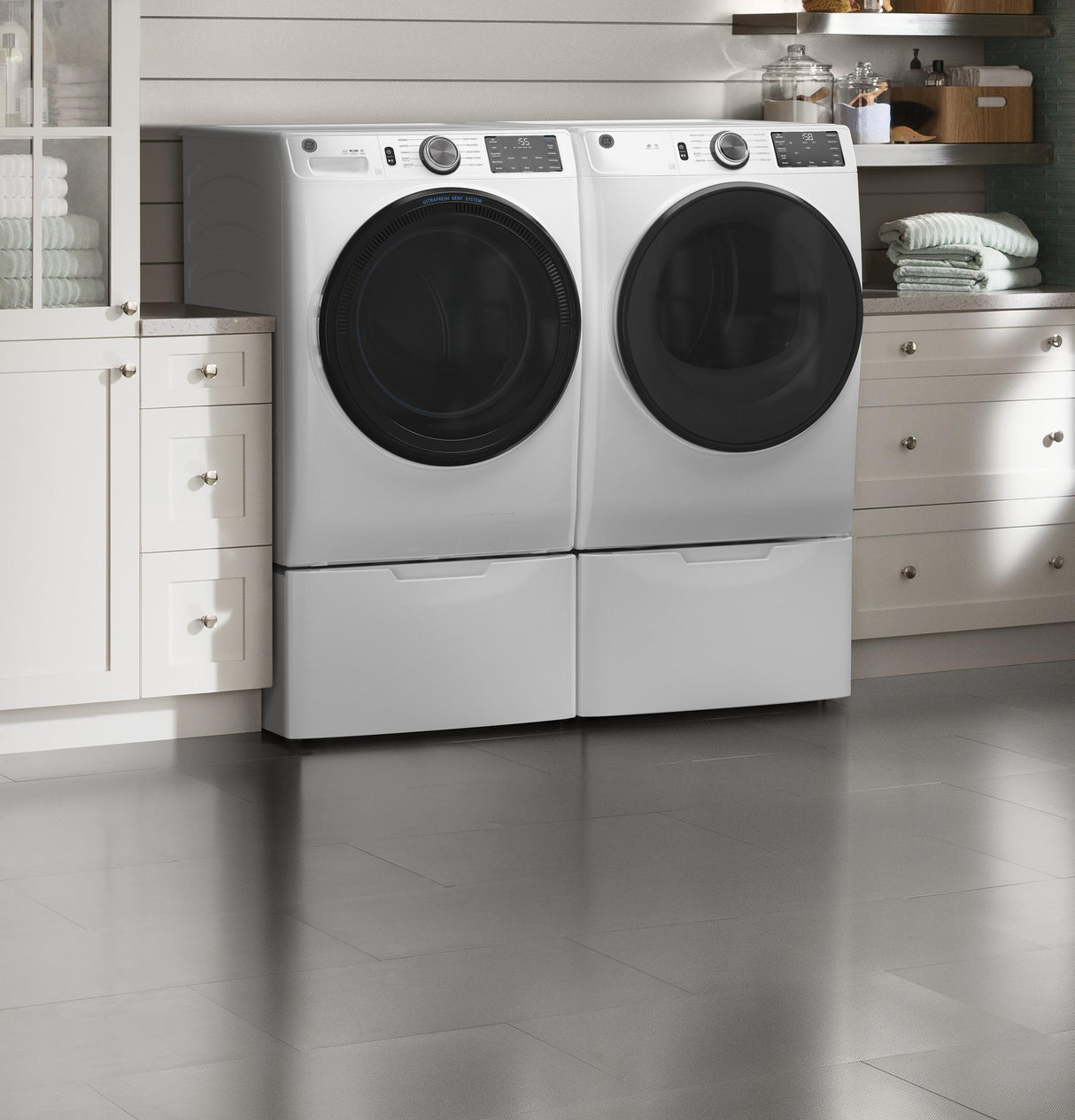 GE® ENERGY STAR® 7.8 cu. ft. Capacity Smart Front Load Electric Dryer with Sanitize Cycle