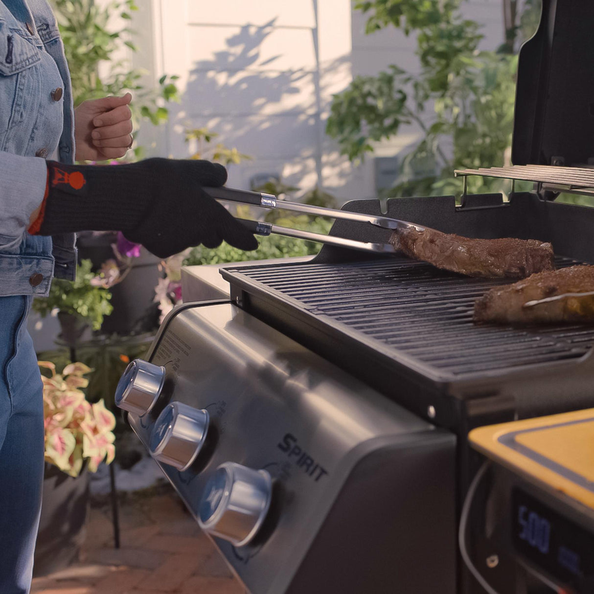 Spirit SX-315 Smart Grill (Liquid Propane) - Stainless Steel