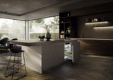 Refrigerator suitable for undercounter installation