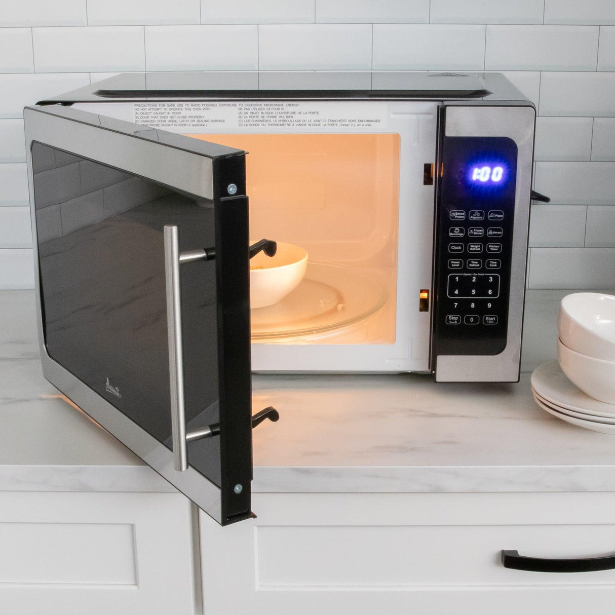Avanti 1.5 cu. ft. Microwave Oven - Stainless Steel