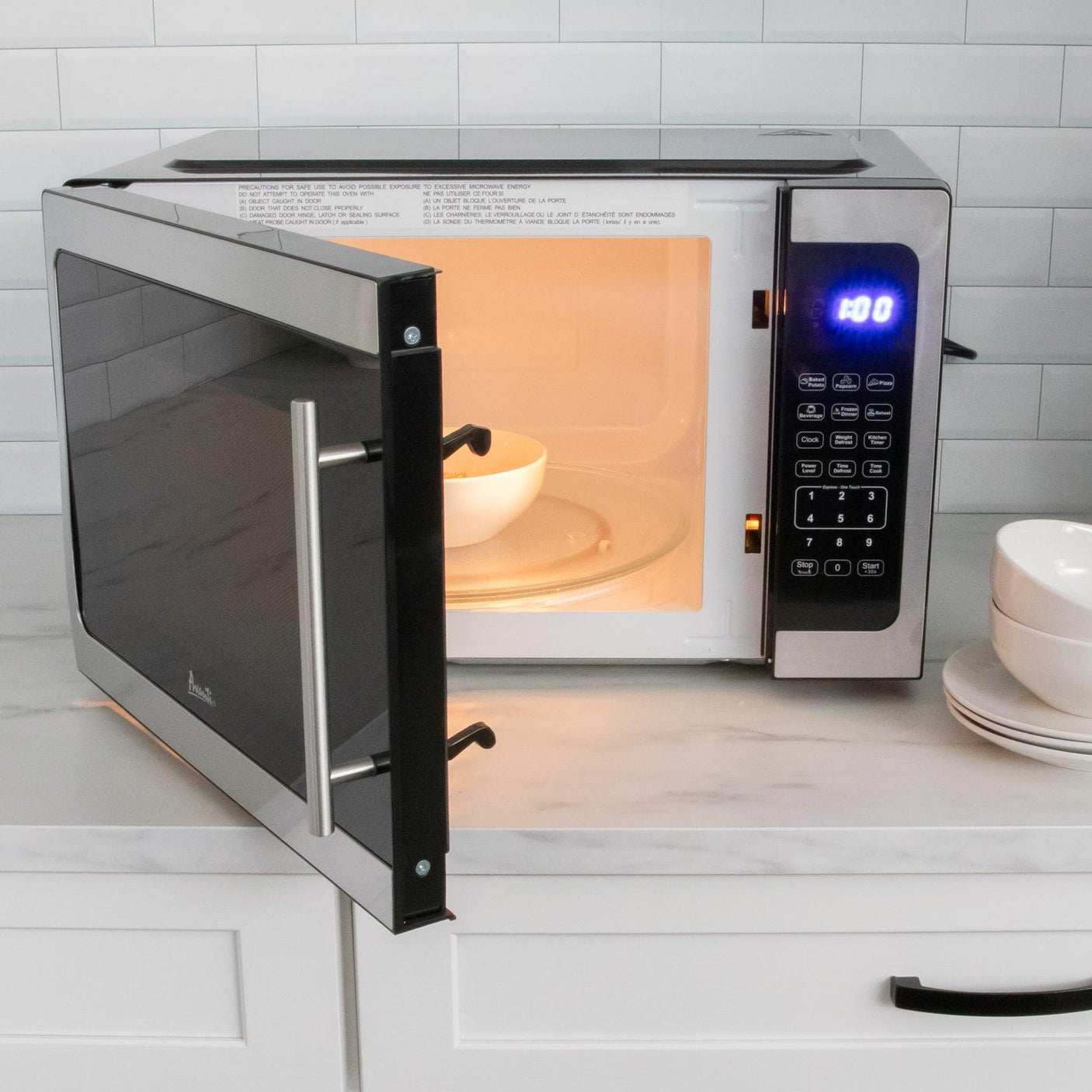Avanti 1.5 cu. ft. Microwave Oven - White